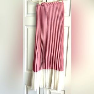 Adjustable maternity skirt 🤰🏻